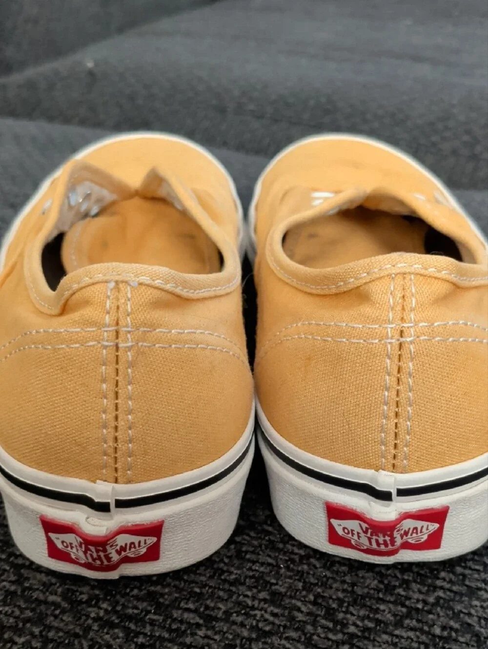 Vans low top